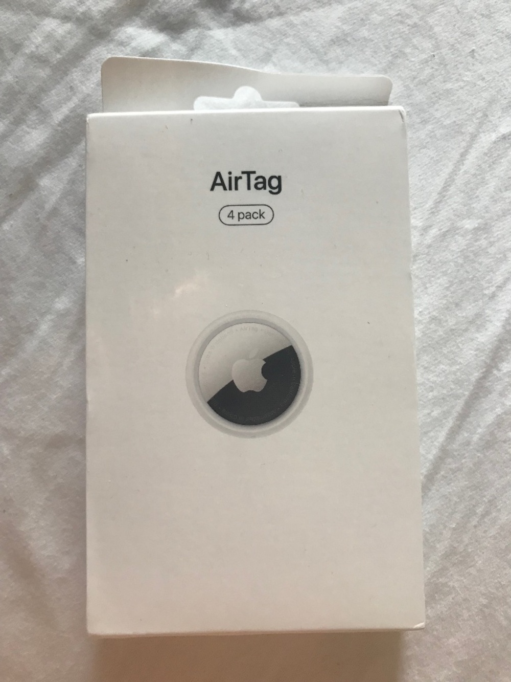 Apple AirTag 4 pack - new in box